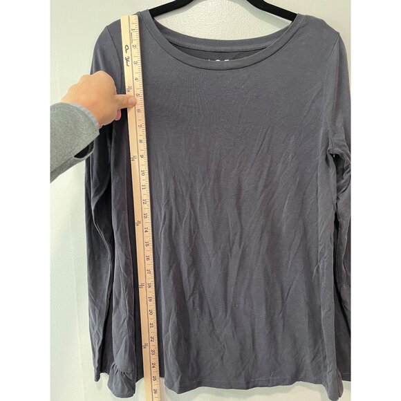 Loft‎ Gray Long Sleeve Ruffled Womens Top Size S - Picture 2 of 9